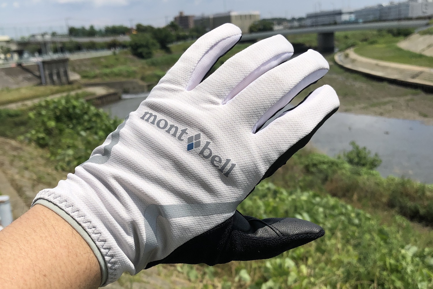 モンベルのWIC.クール サイクルグローブで「春夏でもフルフィンガー