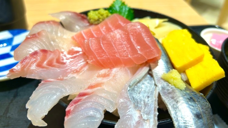 午後からちょっと、小田原へ。